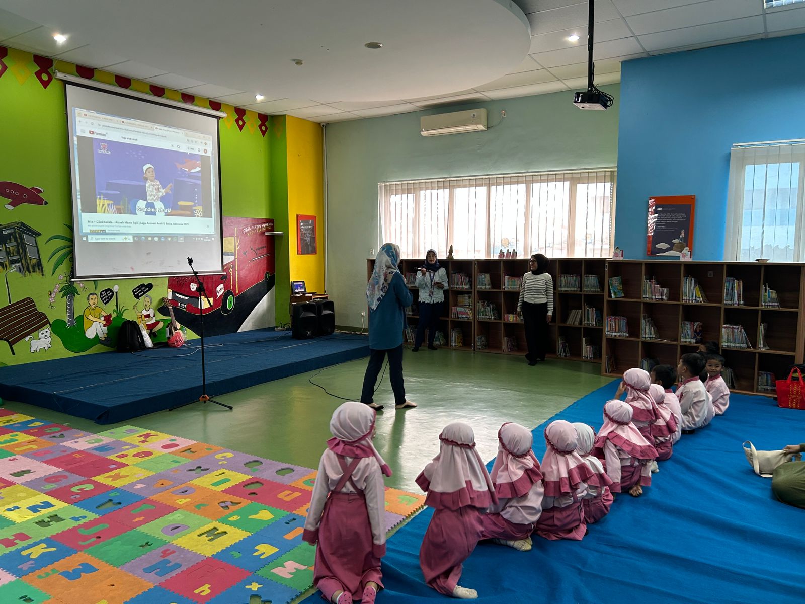 Wisata LiterAsyik Ke Perpustakaan Jakarta Timur Bersama PAUD Alquran Nurus-Syifa